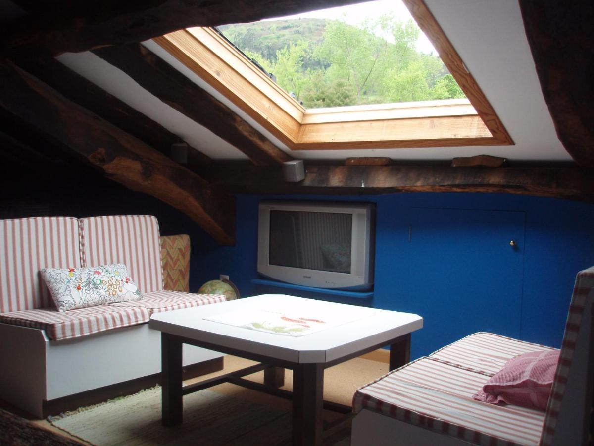 Casa De Vacaciones La Rivera Villaviciosa  Szoba fotó